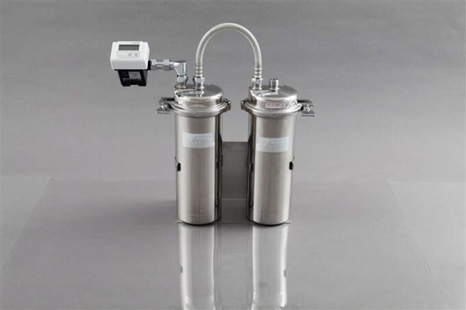 B : Two-cylinder water purification unit